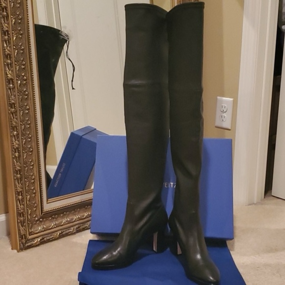 Stuart Weitzman Ledyland over-the-knee boots (orig. retail $795)